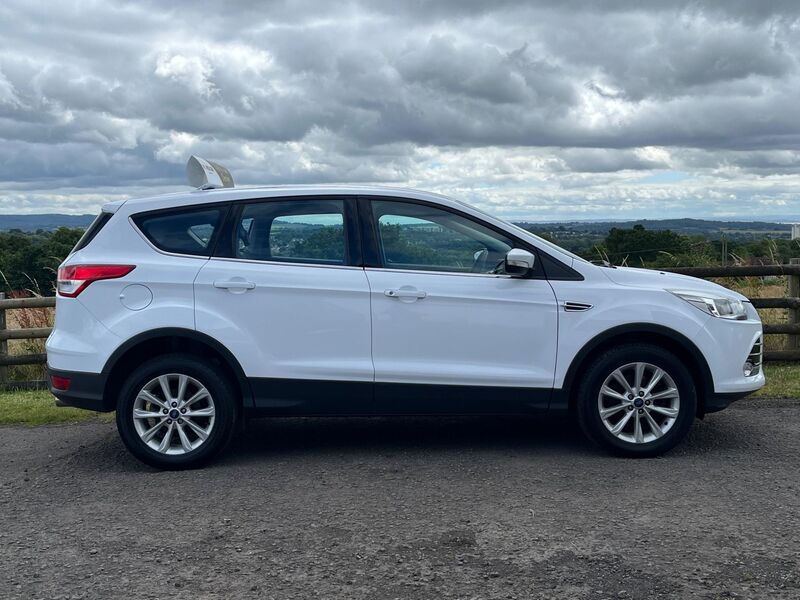 FORD KUGA