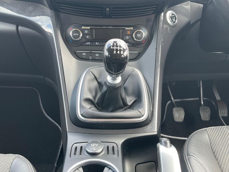 FORD KUGA