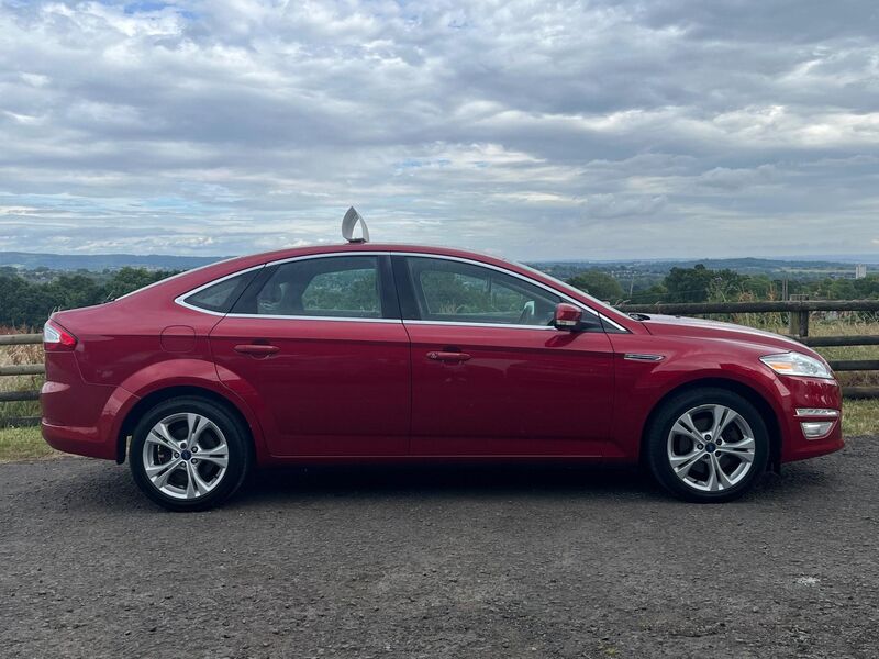FORD MONDEO