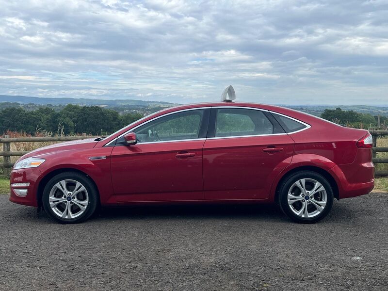 FORD MONDEO