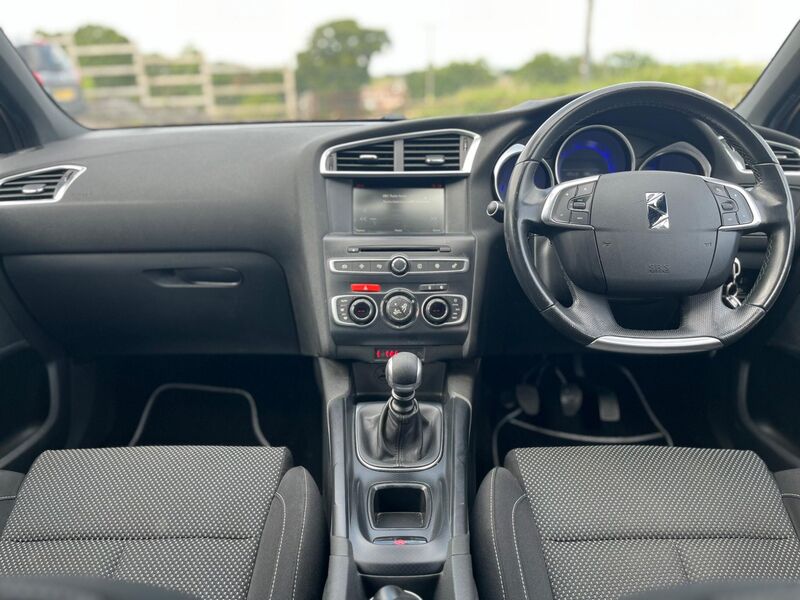 DS AUTOMOBILES DS 4