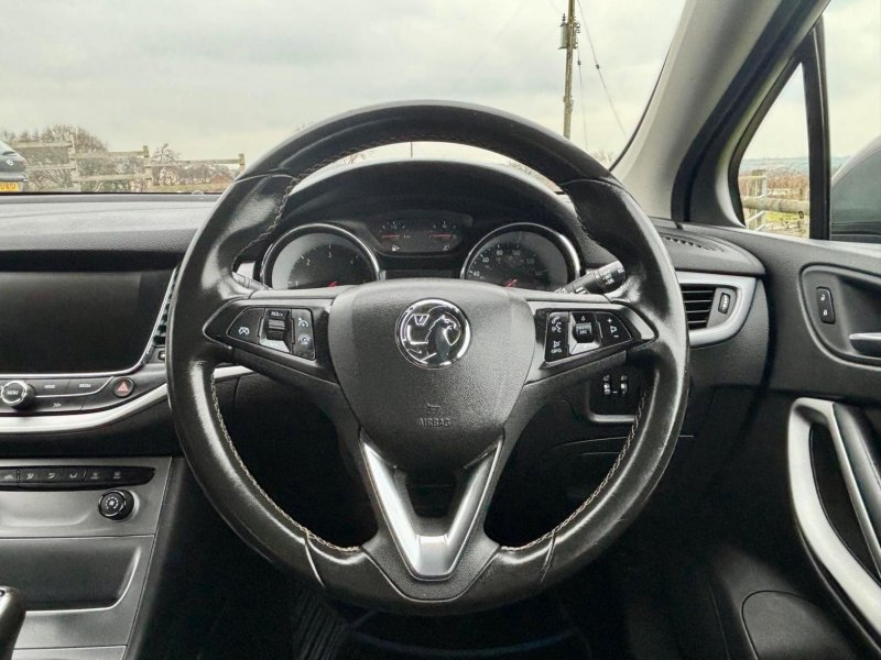 VAUXHALL ASTRA