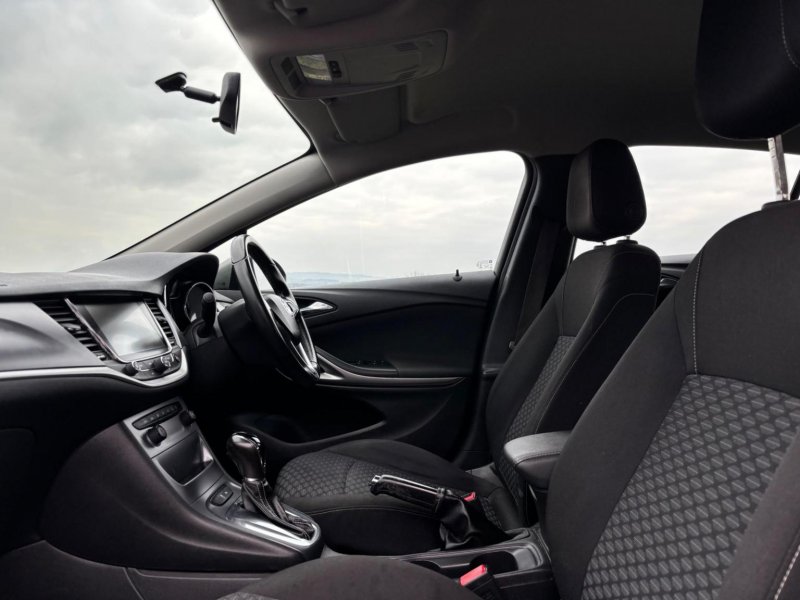 VAUXHALL ASTRA