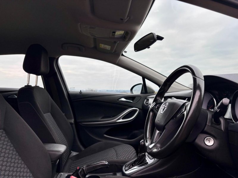 VAUXHALL ASTRA