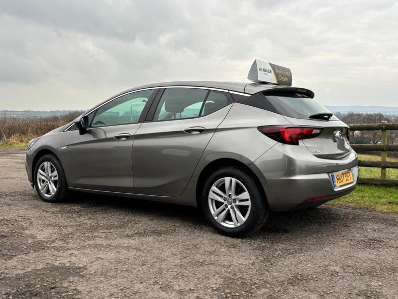 VAUXHALL ASTRA