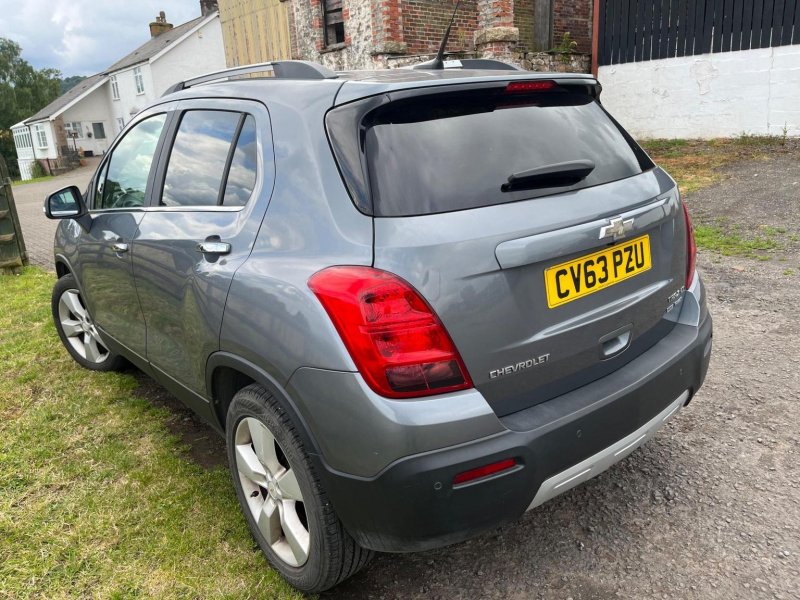 CHEVROLET TRAX
