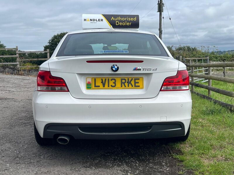 BMW 1 SERIES