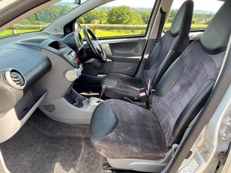 TOYOTA AYGO