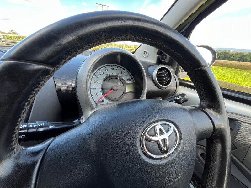 TOYOTA AYGO