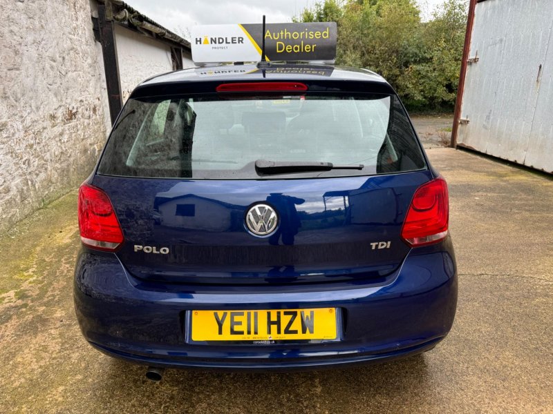 VOLKSWAGEN POLO