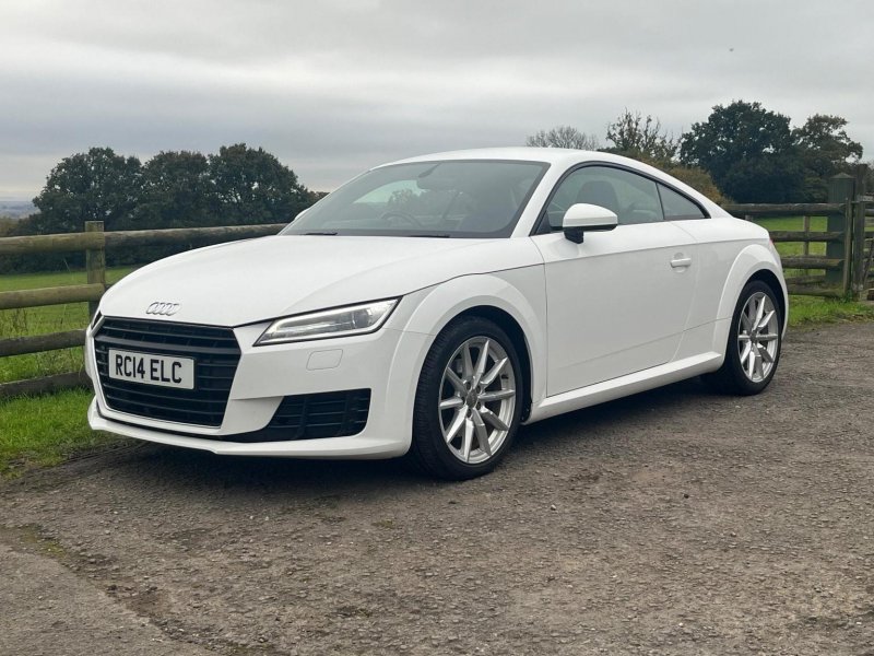AUDI TT
