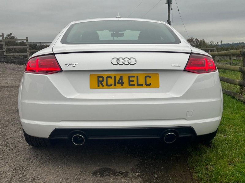 AUDI TT