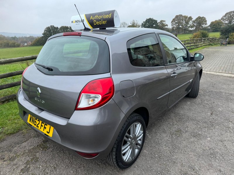 RENAULT CLIO