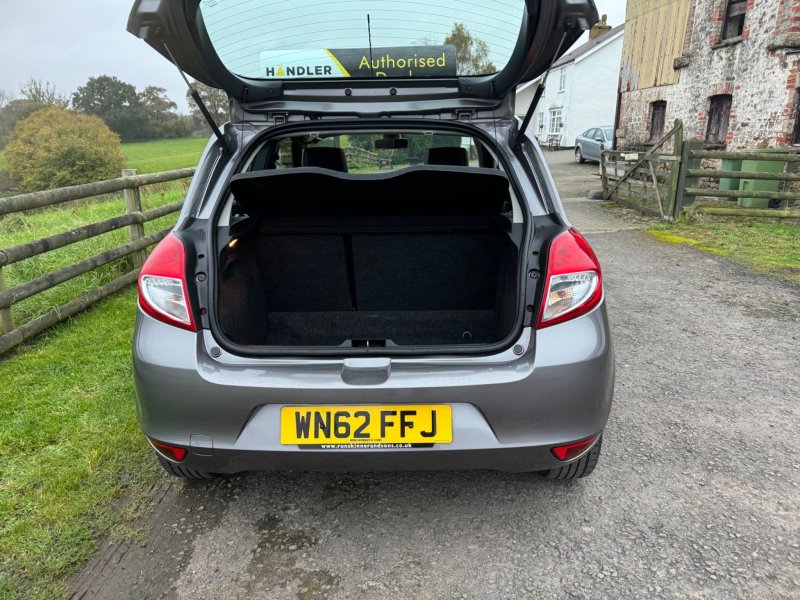 RENAULT CLIO