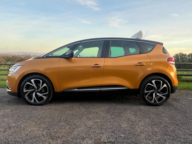 RENAULT SCENIC
