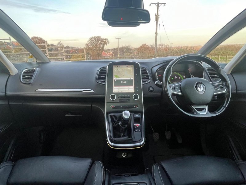 RENAULT SCENIC