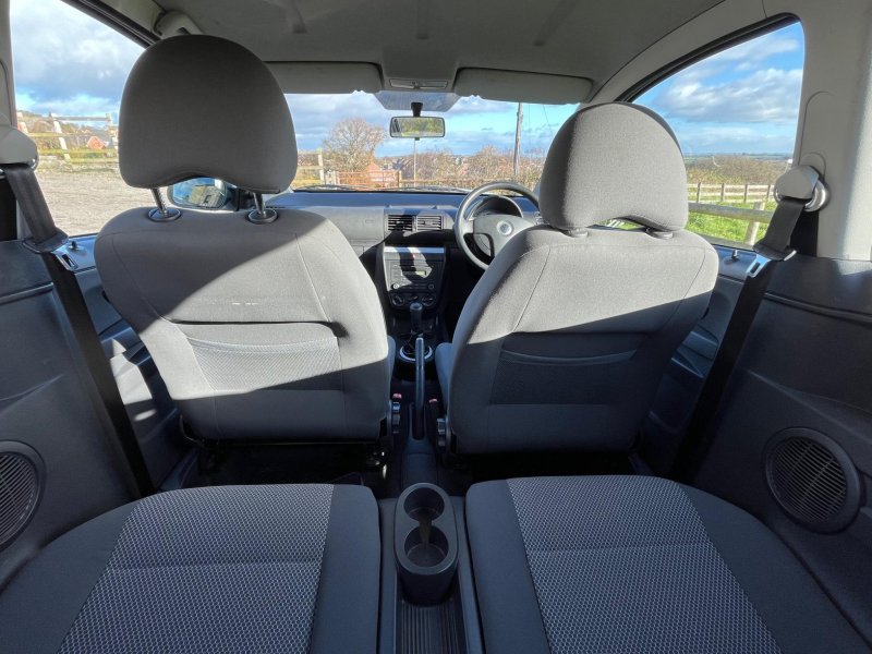 VOLKSWAGEN FOX