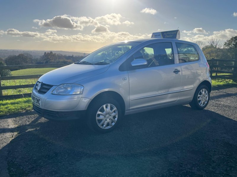 VOLKSWAGEN FOX