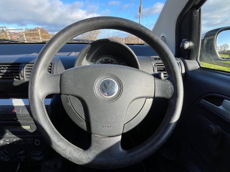 VOLKSWAGEN FOX