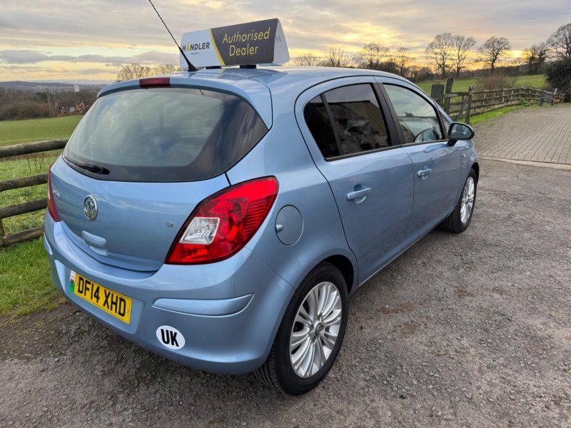 VAUXHALL CORSA