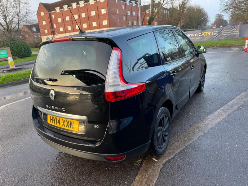 RENAULT GRAND SCENIC
