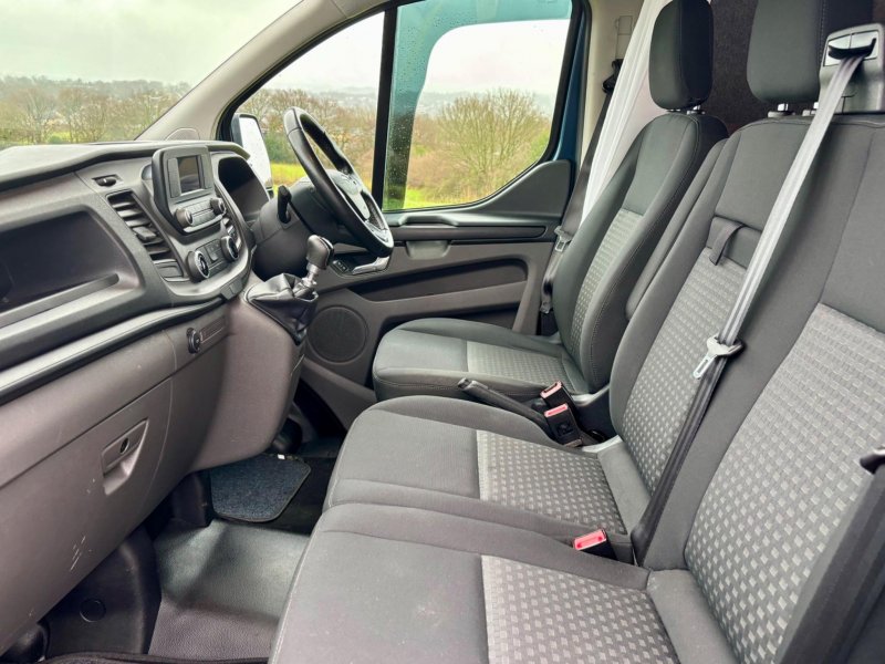 FORD TRANSIT CUSTOM