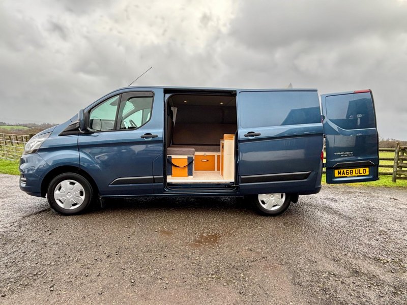 FORD TRANSIT CUSTOM
