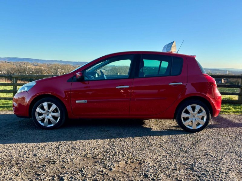 RENAULT CLIO