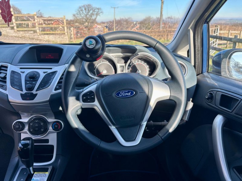 FORD FIESTA