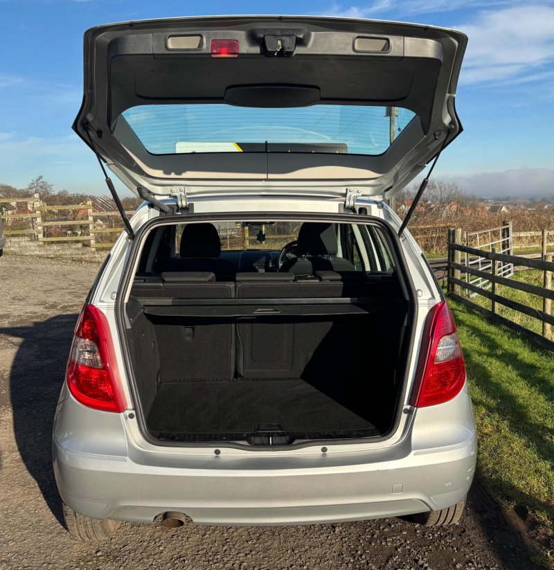 MERCEDES-BENZ A CLASS