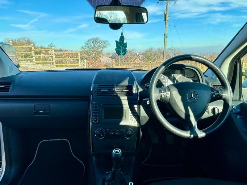 MERCEDES-BENZ A CLASS