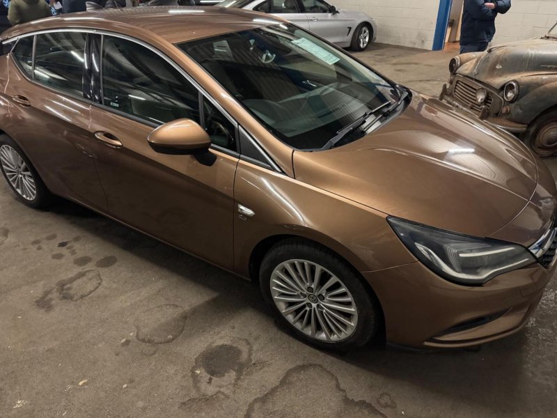 VAUXHALL ASTRA