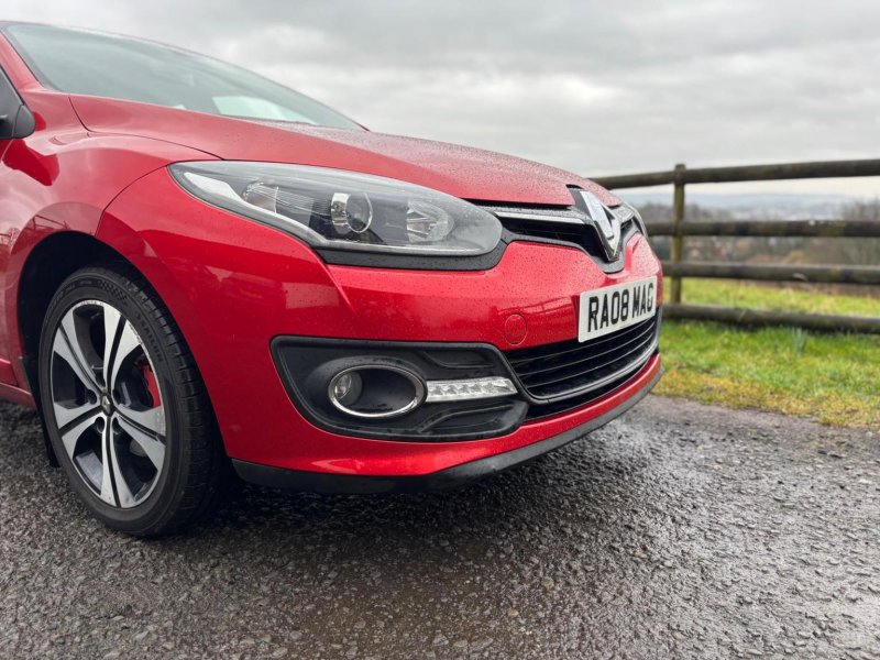 RENAULT MEGANE