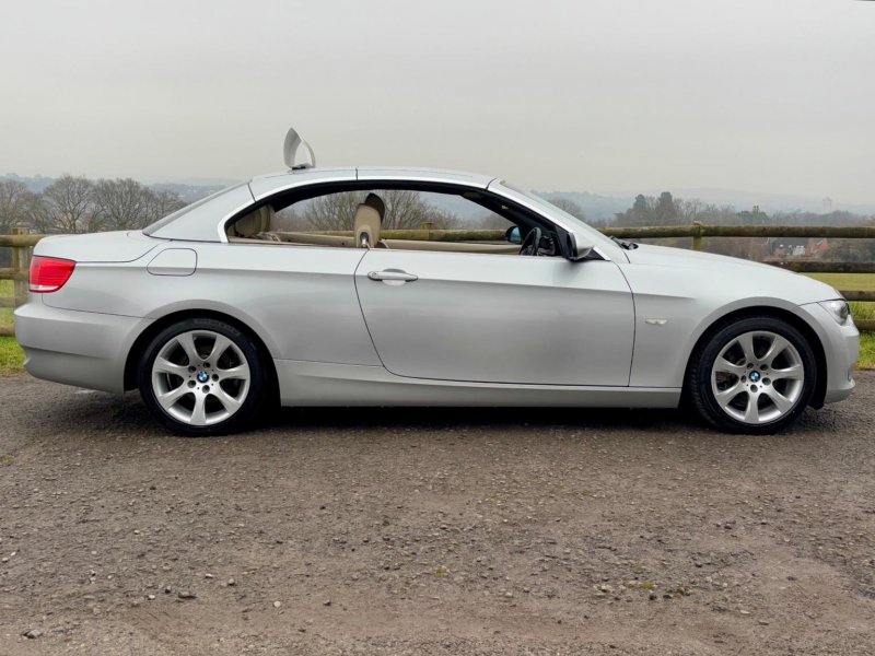 BMW 3 SERIES