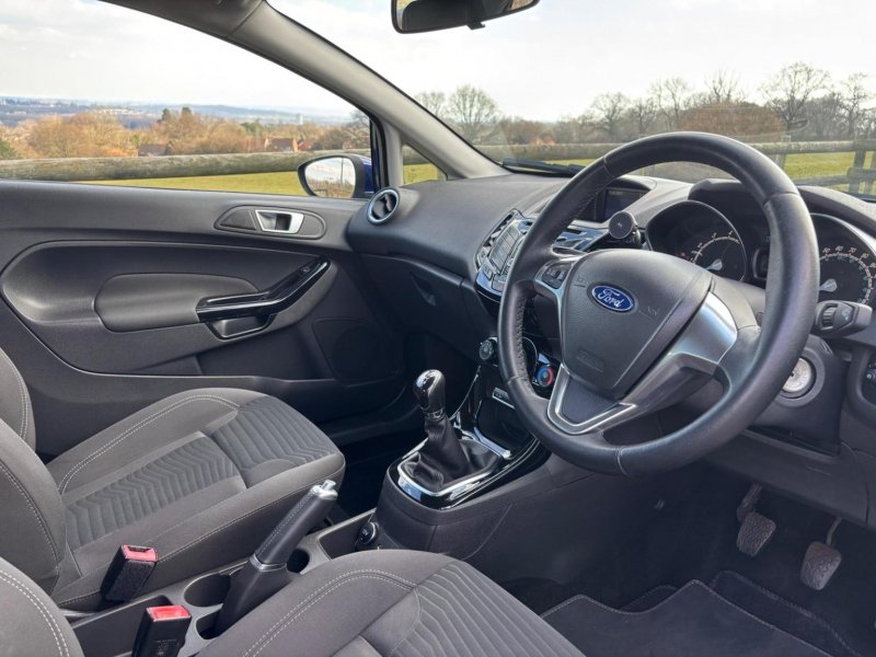 FORD FIESTA