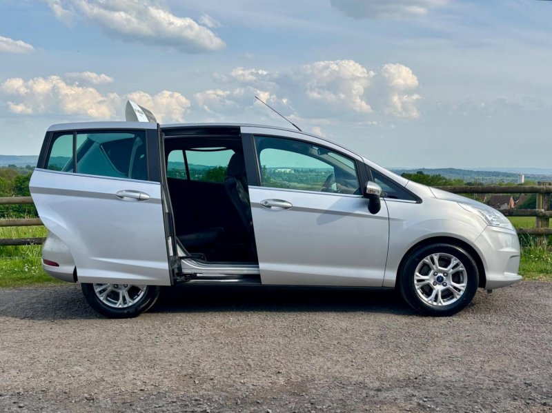 FORD B-MAX