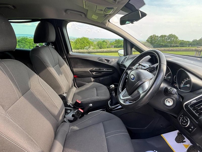 FORD B-MAX