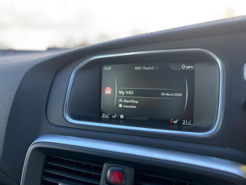 VOLVO V40 CROSS COUNTRY