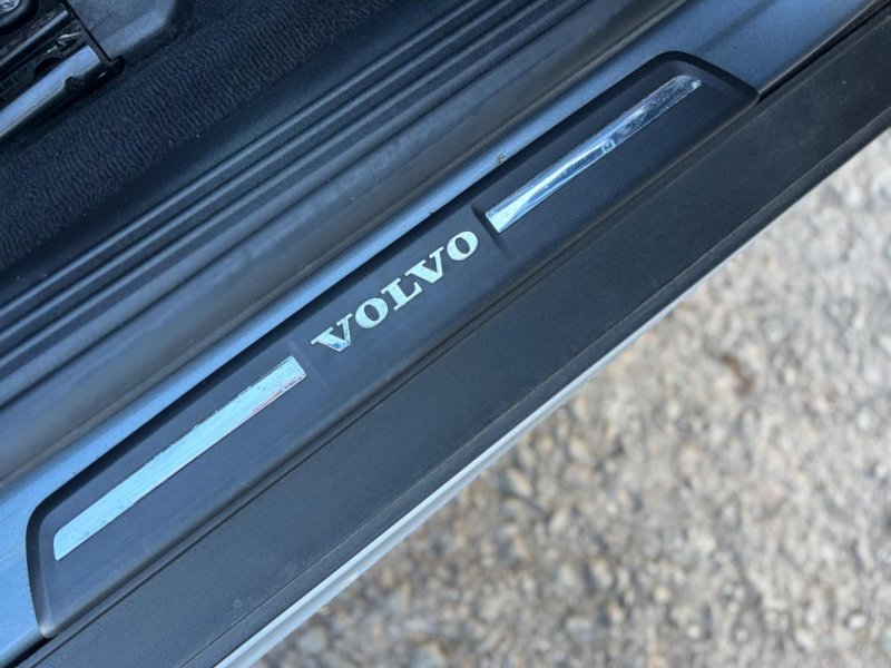 VOLVO V40 CROSS COUNTRY