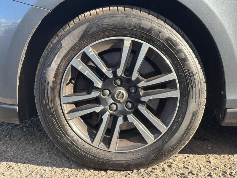 VOLVO V40 CROSS COUNTRY