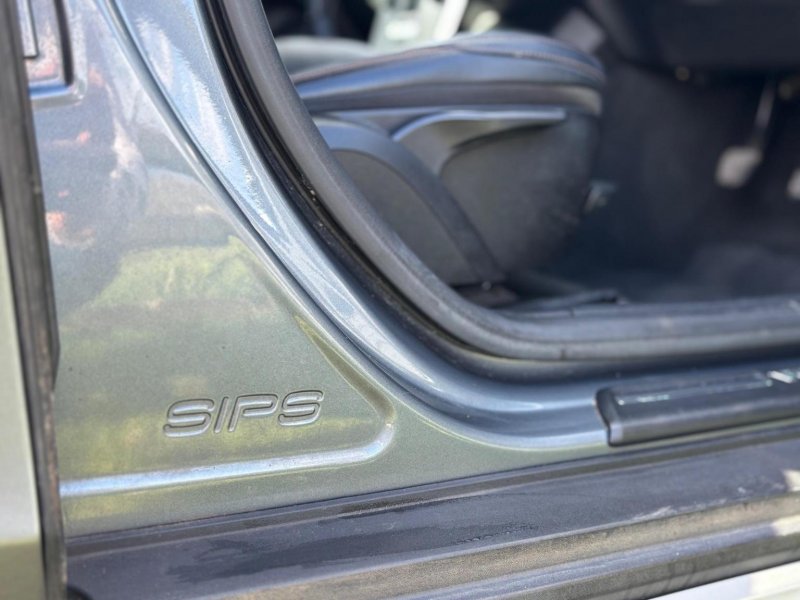 VOLVO V40 CROSS COUNTRY