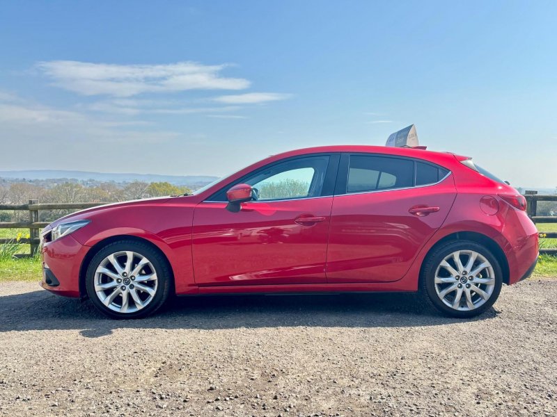 MAZDA MAZDA3