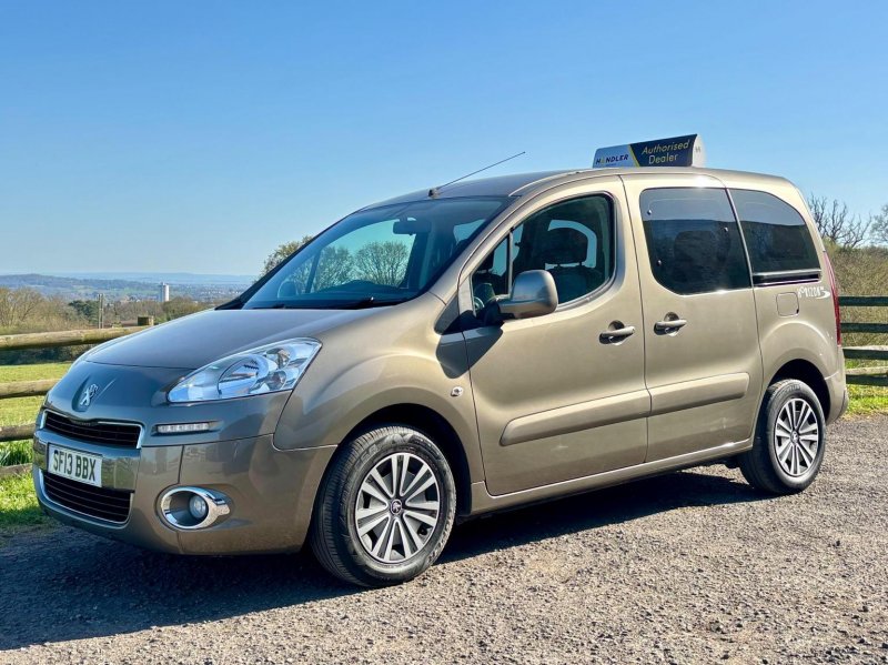 PEUGEOT 