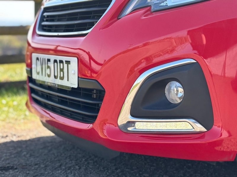 PEUGEOT 108