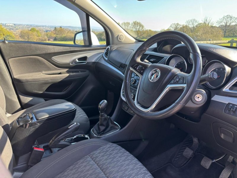 VAUXHALL MOKKA