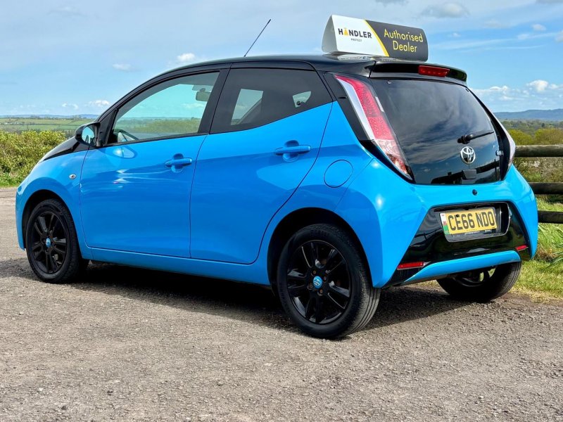 TOYOTA AYGO
