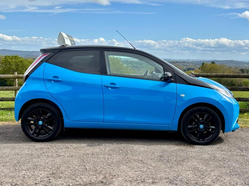 TOYOTA AYGO
