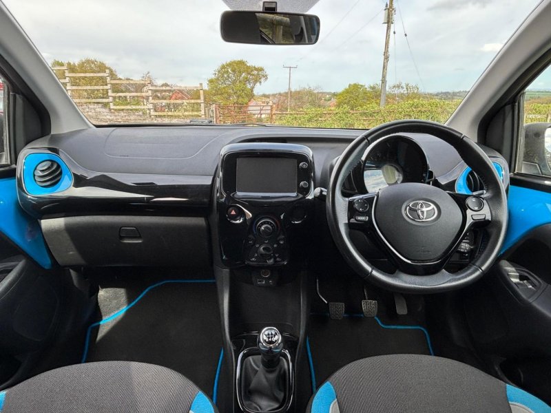 TOYOTA AYGO