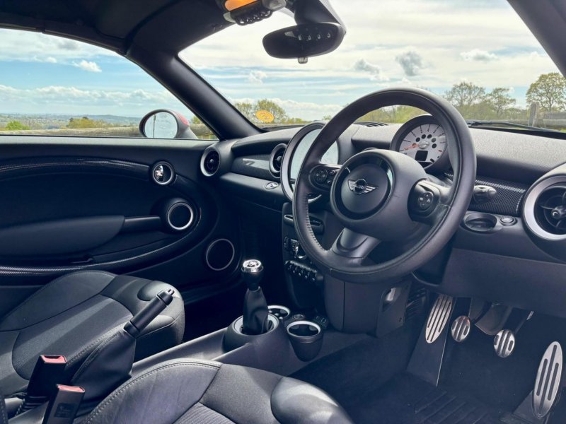 MINI ROADSTER