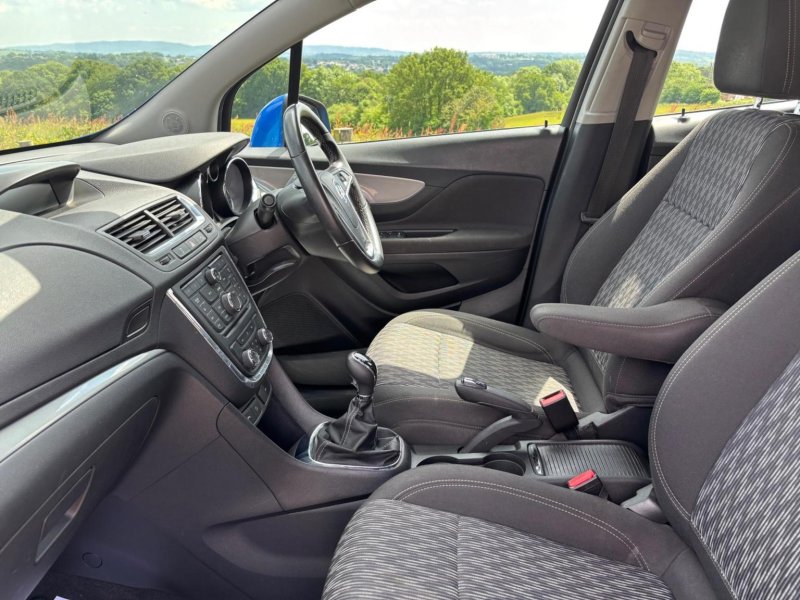 VAUXHALL MOKKA